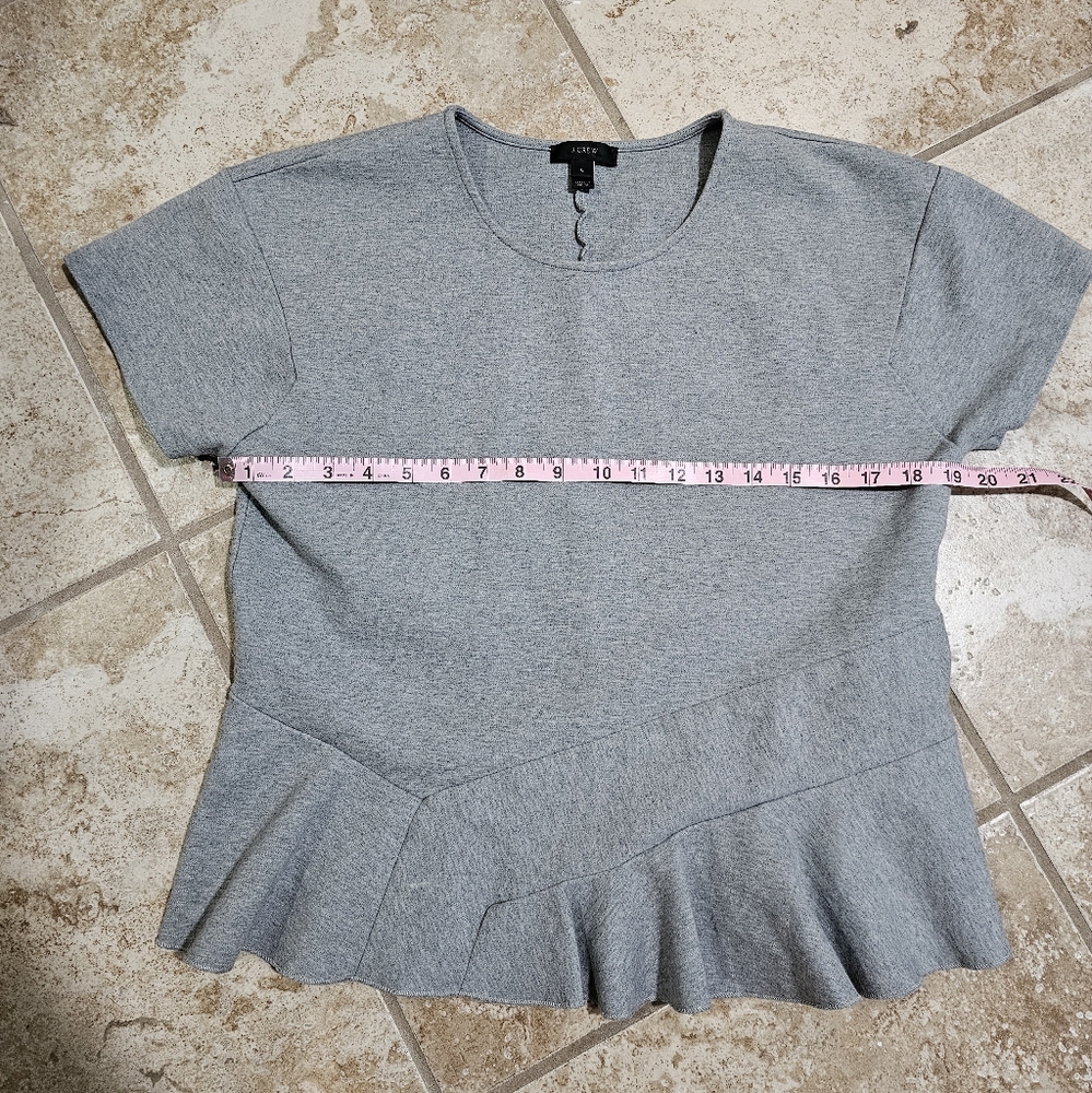 J.Crew Womens Large Peplum Top Gray Cotton Knit Short Sleeve Iconic Quiet Luxury - Picture 6 of 7